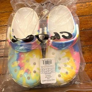 BRAND NEW CROCS